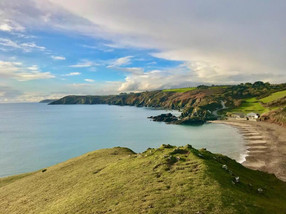 Cornish Caravan On The Lizard Peninsula, Cornwall. Helston Exterior foto
